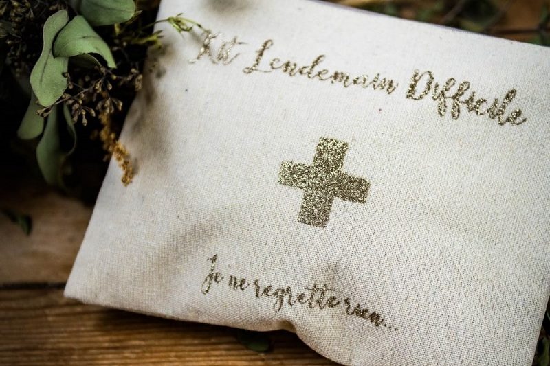 Pochette en coton : Kit lendemain difficile