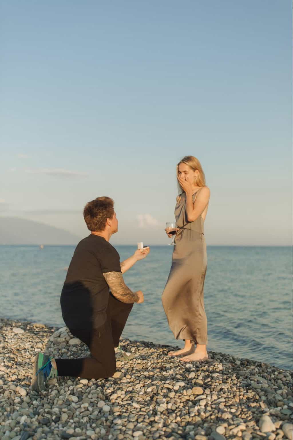 demande en mariage sur la plage