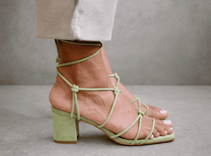 Sandales couleur verte pastel de la marque Alohas