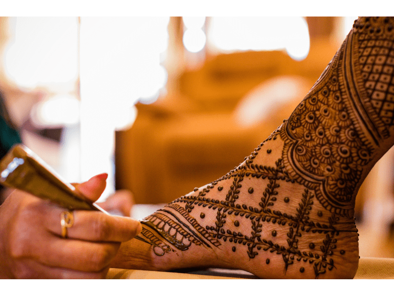 Tatouage henné sur les pieds